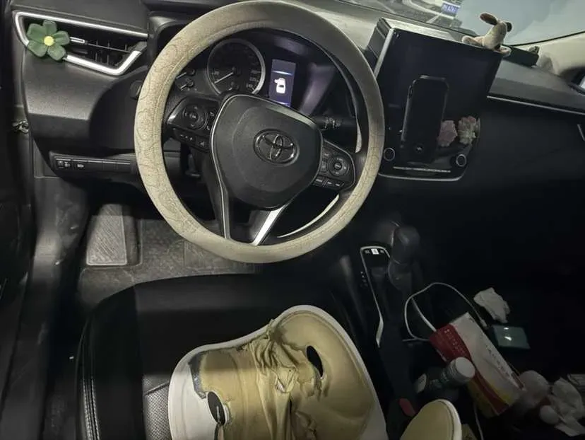 2022 Toyota Corolla 1.8L 98HP L4 E-CVT Hybrid,autocango,china used car exporter,china ev exporter,chinese used car exporter,chinese used ev exporter