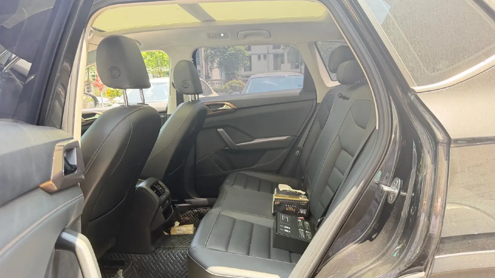 2022 Volkswagen Tharu 1.4T 150HP L4 7DCT,autocango,china used car exporter,china ev exporter,chinese used car exporter,chinese used ev exporter