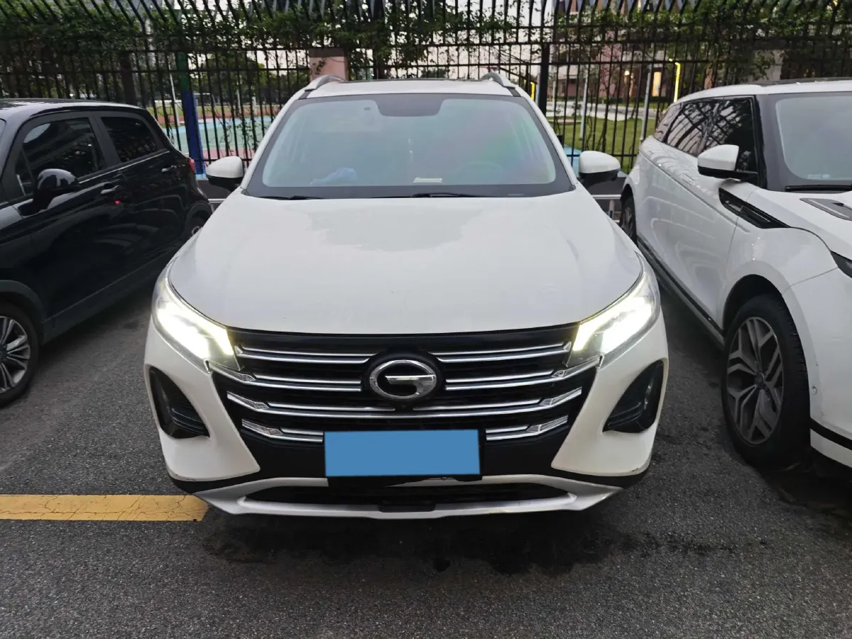 2021 GAC Trumpchi GS4 1.5T 169HP L4 6AT,autocango,china used car exporter,china ev exporter,chinese used car exporter,chinese used ev exporter