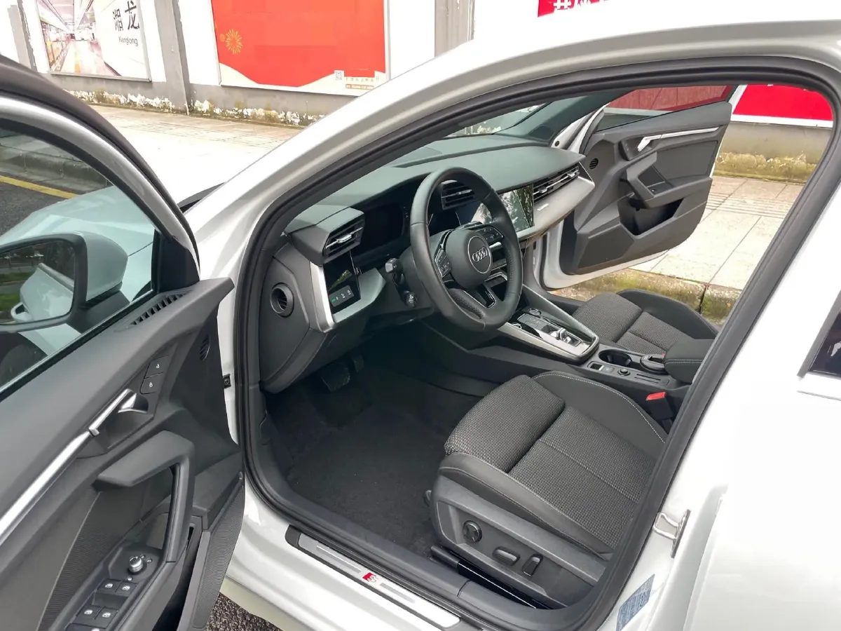 2021 Audi A3 1.4T 150HP L4 7DCT,autocango,china used car exporter,china ev exporter,chinese used car exporter,chinese used ev exporter