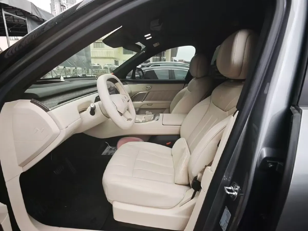 2025 ONVO L90 BEV,autocango,china used car exporter,china ev exporter,chinese used car exporter,chinese used ev exporter