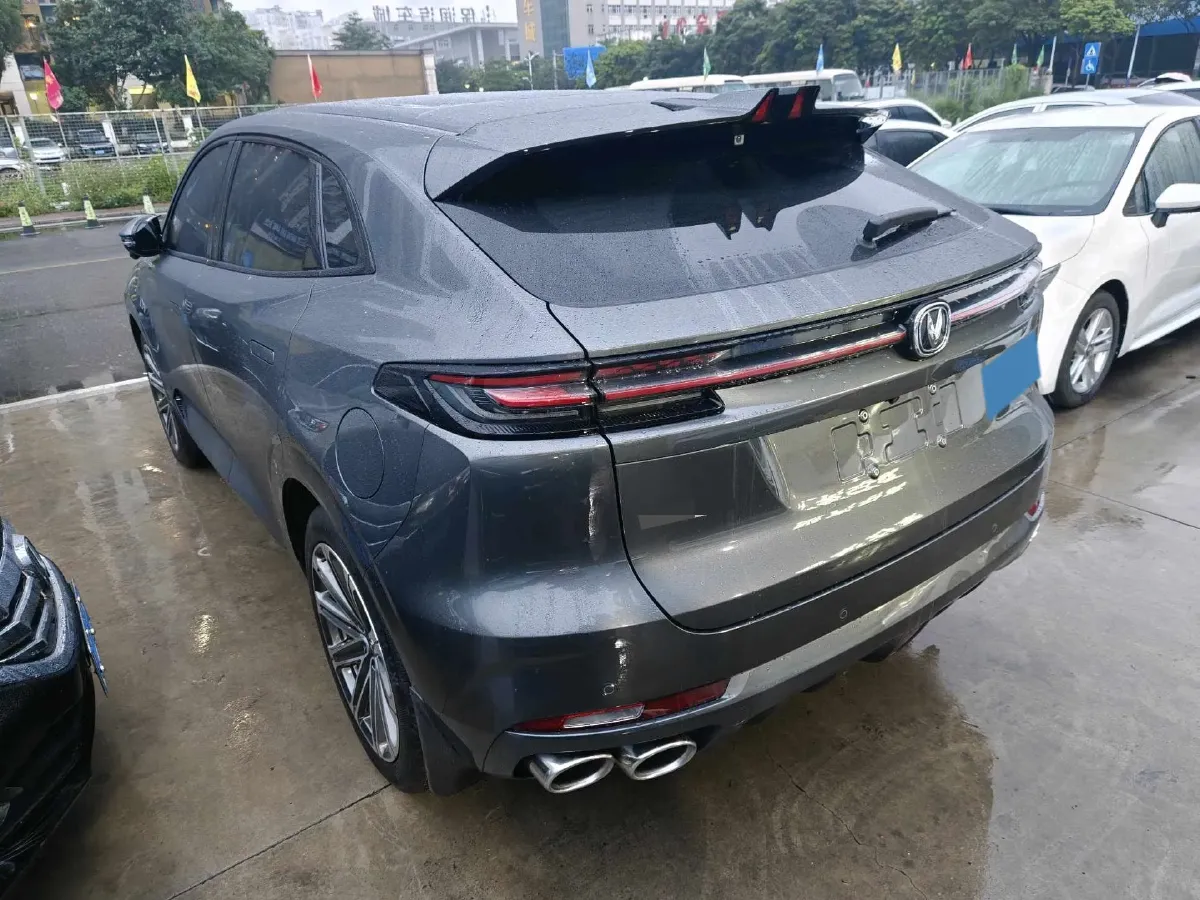 2021 ChangAn UNI-K 2.0T 233HP L4 8AT,autocango,china used car exporter,china ev exporter,chinese used car exporter,chinese used ev exporter