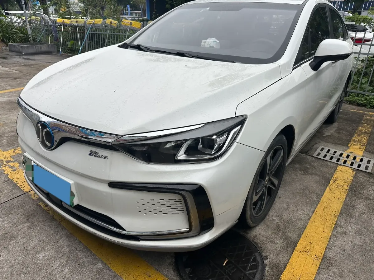 2018 BeiJing Auto EU5 BEV 53.66KWH,autocango,china used car exporter,china ev exporter,chinese used car exporter,chinese used ev exporter