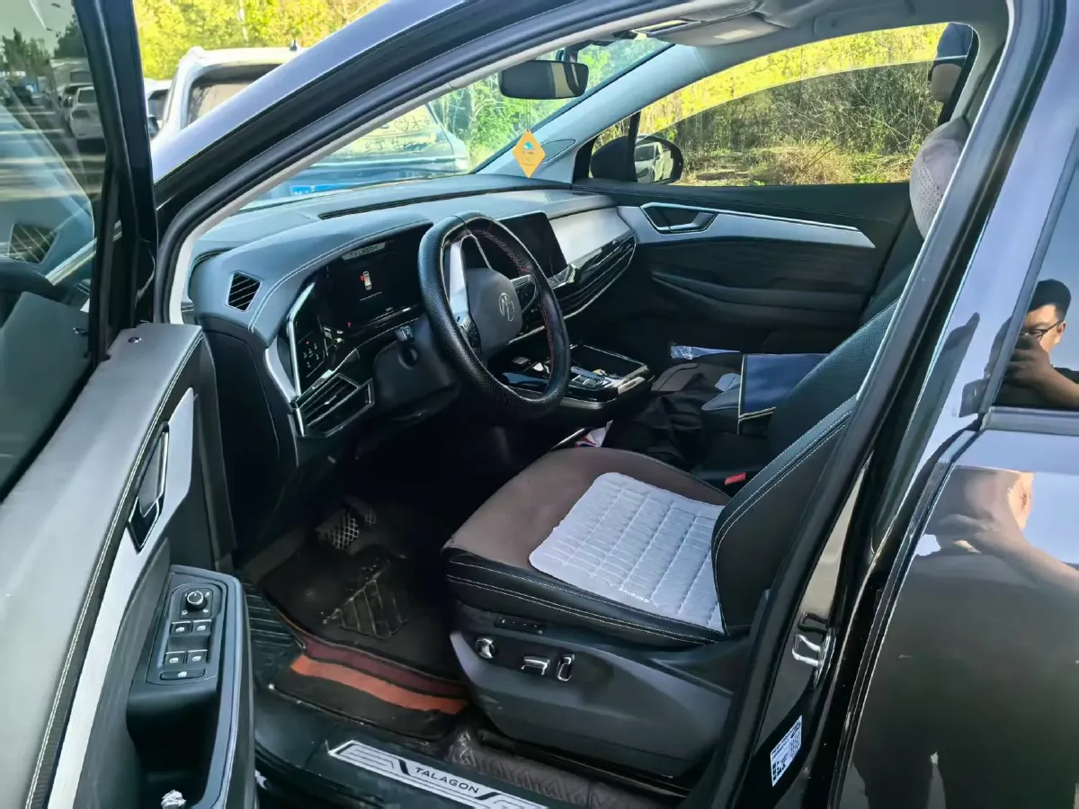 2021 Volkswagen Talagon 2.0T 220HP L4 7DCT,autocango,china used car exporter,china ev exporter,chinese used car exporter,chinese used ev exporter