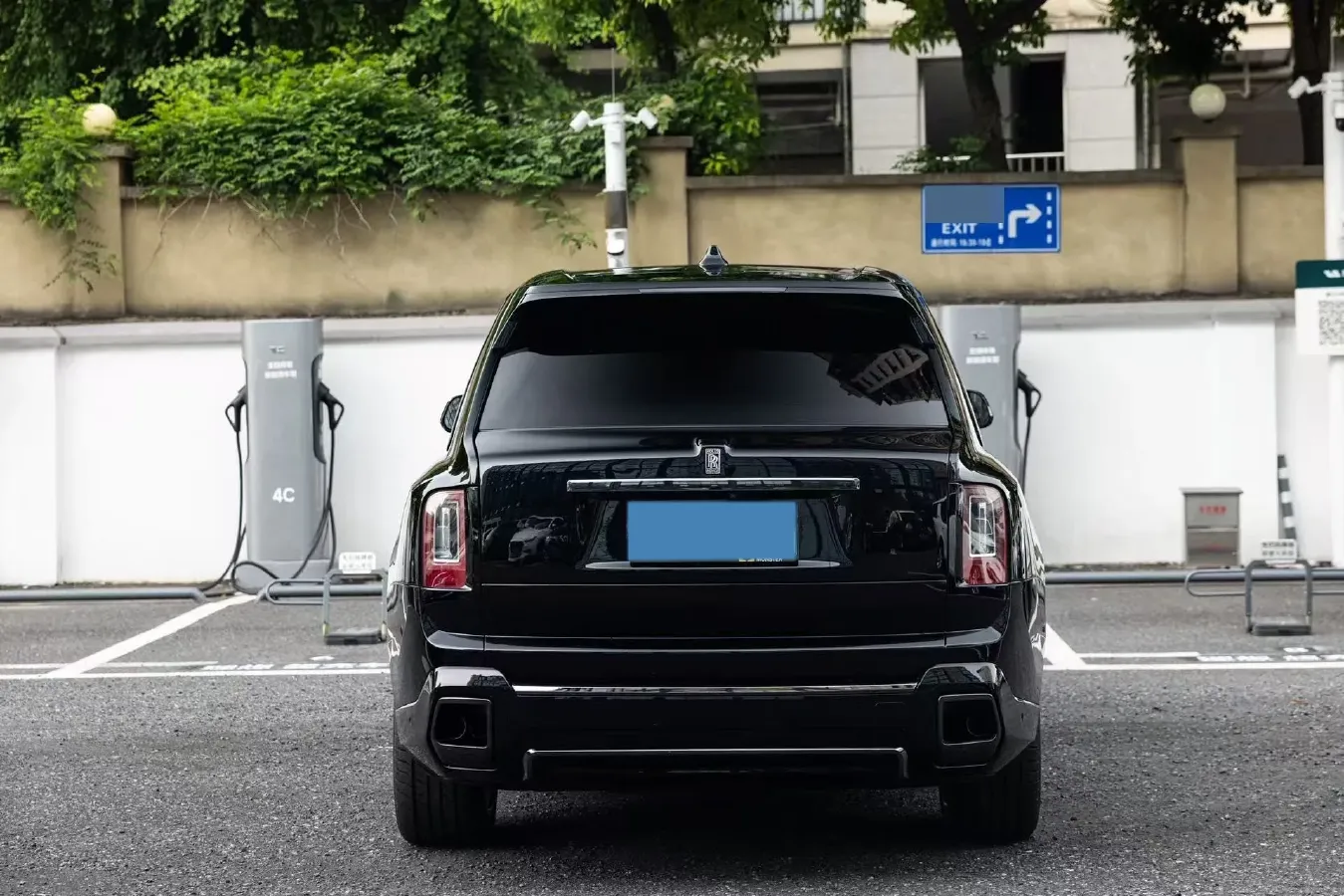 2018 Rolls-Royce Cullinan 6.7T 571HP V12 8AT,autocango,china used car exporter,china ev exporter,chinese used car exporter,chinese used ev exporter