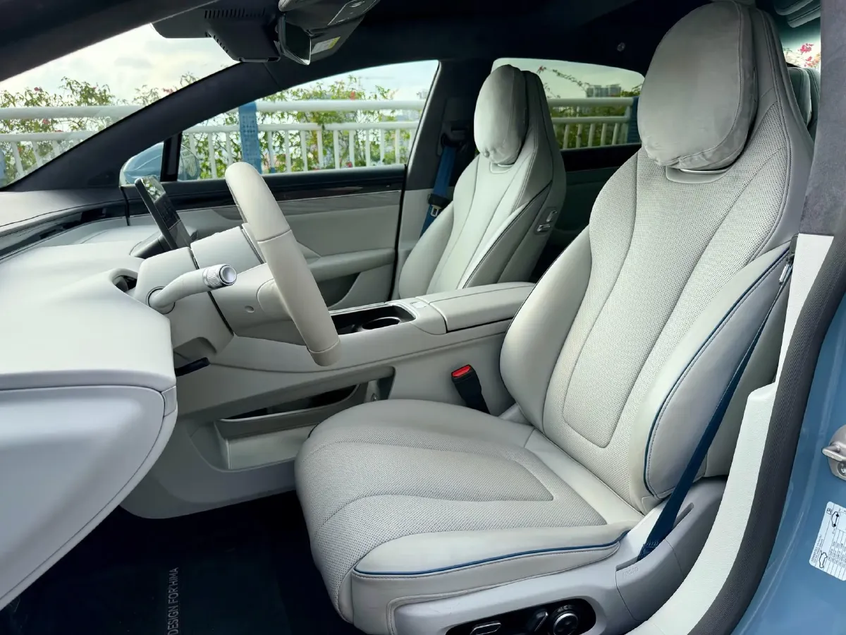 2025 Luxeed S7 BEV 82KWH,autocango,china used car exporter,china ev exporter,chinese used car exporter,chinese used ev exporter