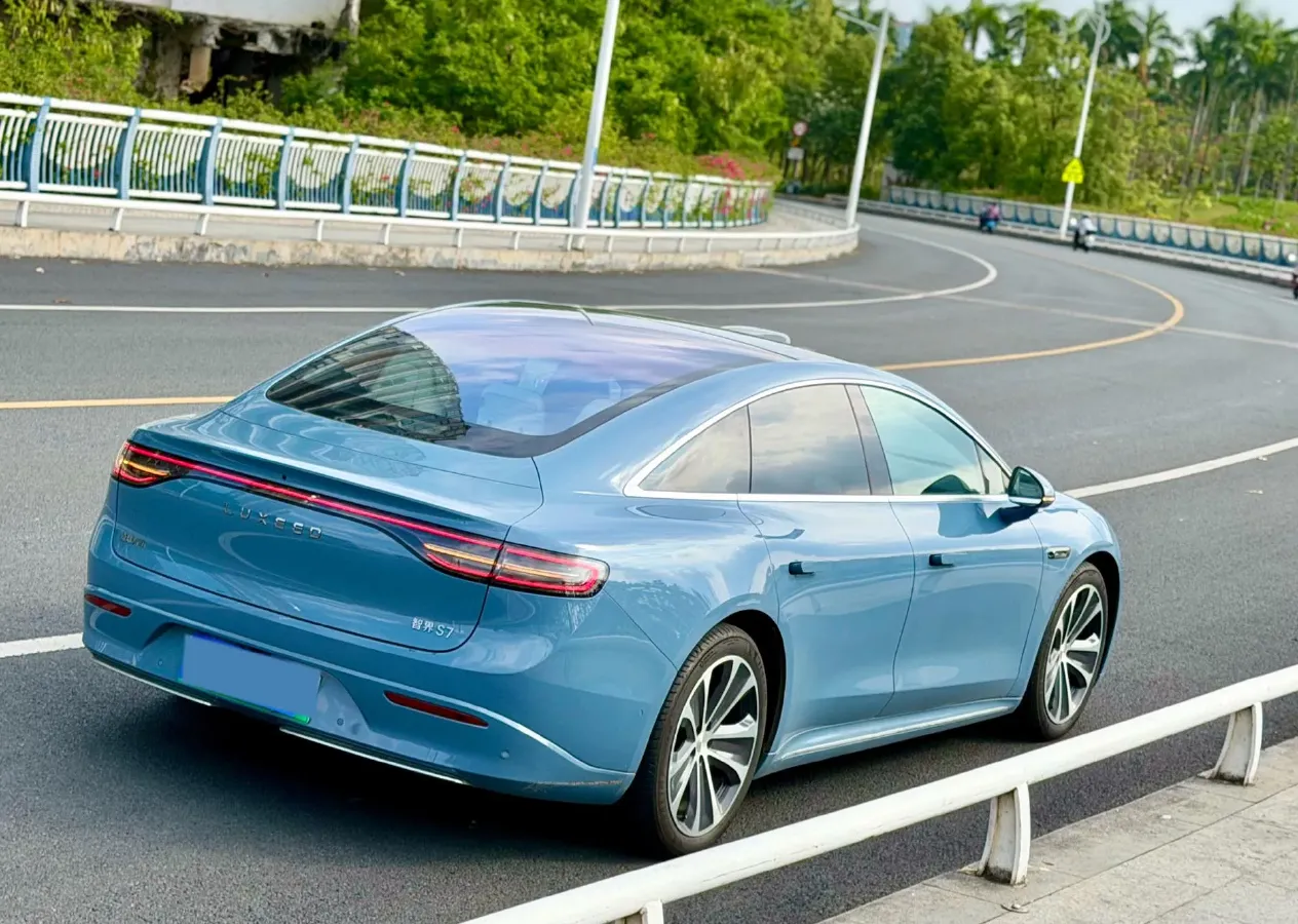 2025 Luxeed S7 BEV 82KWH,autocango,china used car exporter,china ev exporter,chinese used car exporter,chinese used ev exporter