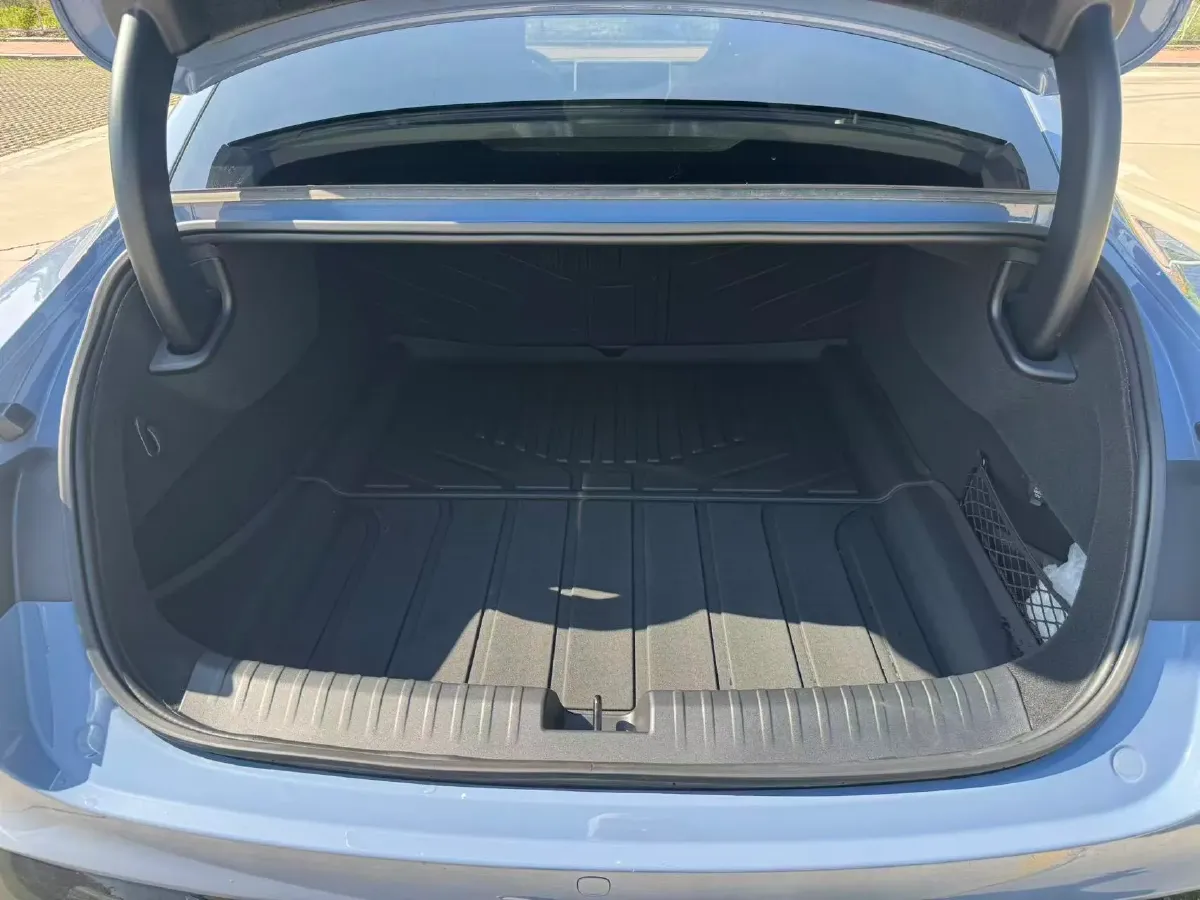 2024 MI SU7 BEV 73.6KWH,autocango,china used car exporter,china ev exporter,chinese used car exporter,chinese used ev exporter