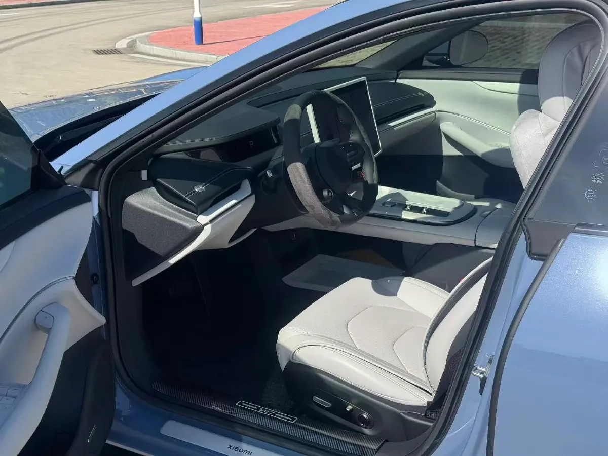 2024 MI SU7 BEV 73.6KWH,autocango,china used car exporter,china ev exporter,chinese used car exporter,chinese used ev exporter