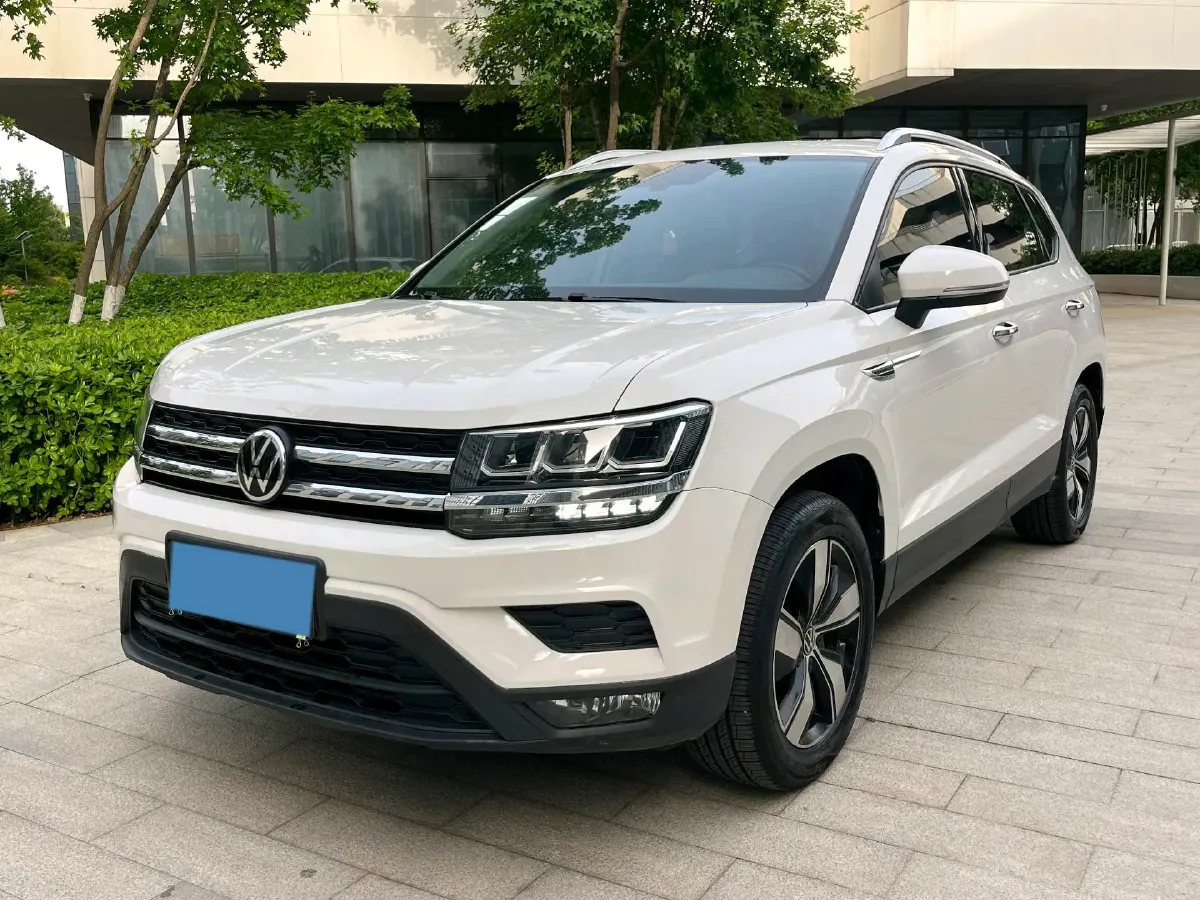 2022 Ford Transit 2.0T 202HP L4 6AT,autocango,china used car exporter,china ev exporter,chinese used car exporter,chinese used ev exporter