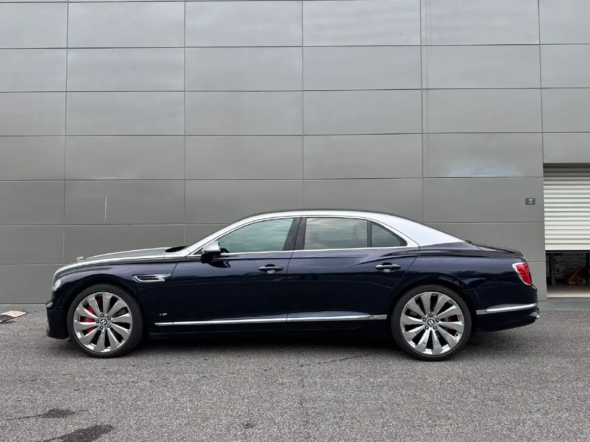 2021 Bentley Flying Spur 4.0T 550HP V8 8DCT,autocango,china used car exporter,china ev exporter,chinese used car exporter,chinese used ev exporter
