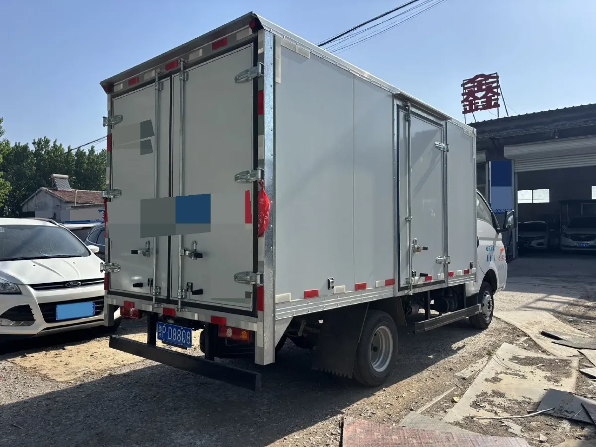 2023 BAW RuiSheng Trump M7 1.6L 124HP L4 5MT,autocango,china used car exporter,china ev exporter,chinese used car exporter,chinese used ev exporter