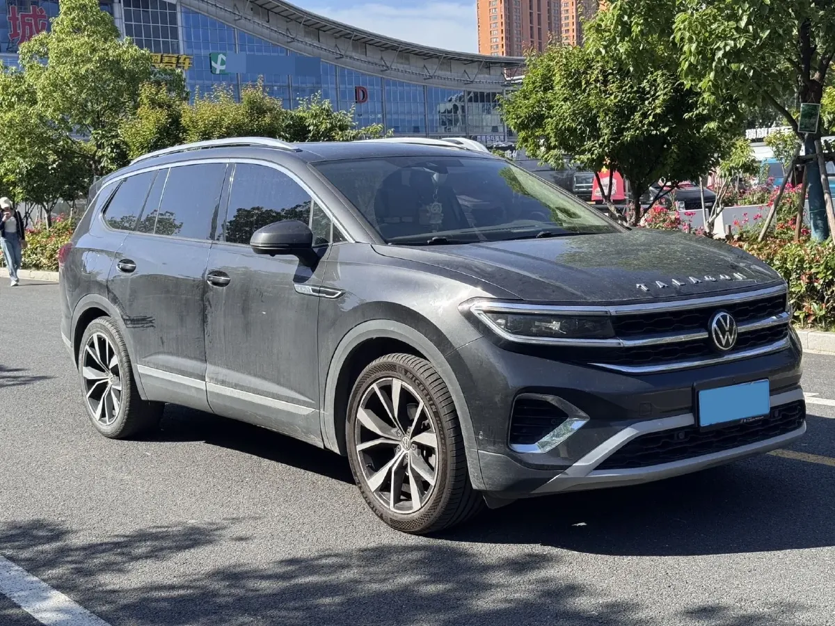 2021 Volkswagen Talagon 2.5T 299HP V6 7DCT,autocango,china used car exporter,china ev exporter,chinese used car exporter,chinese used ev exporter