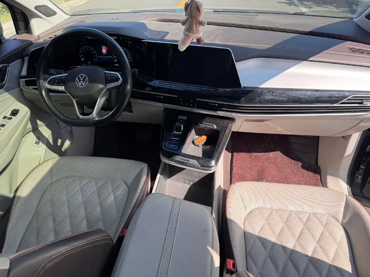 2021 Volkswagen Talagon 2.5T 299HP V6 7DCT,autocango,china used car exporter,china ev exporter,chinese used car exporter,chinese used ev exporter