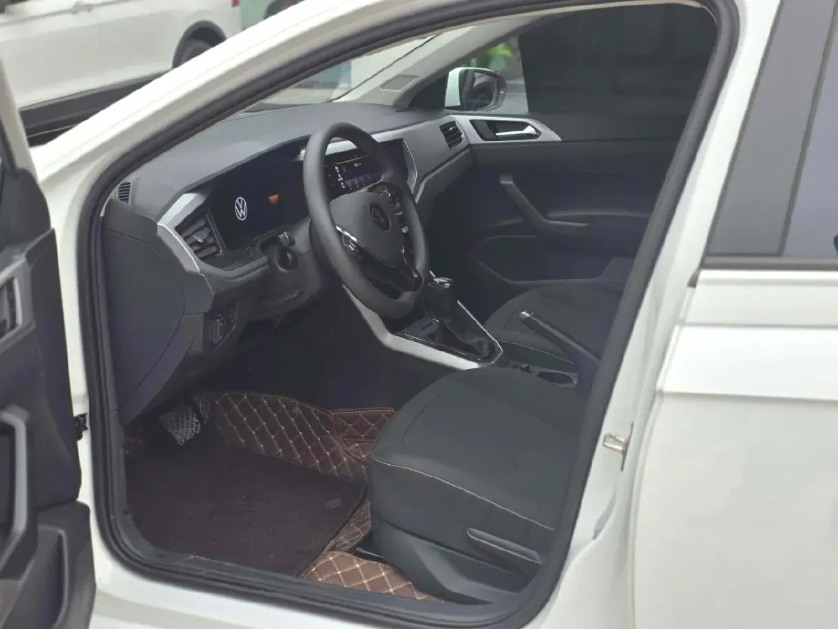 2023 Volkswagen Polo 1.5L 110HP L4 6AT,autocango,china used car exporter,china ev exporter,chinese used car exporter,chinese used ev exporter
