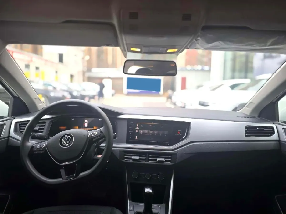 2023 Volkswagen Polo 1.5L 110HP L4 6AT,autocango,china used car exporter,china ev exporter,chinese used car exporter,chinese used ev exporter