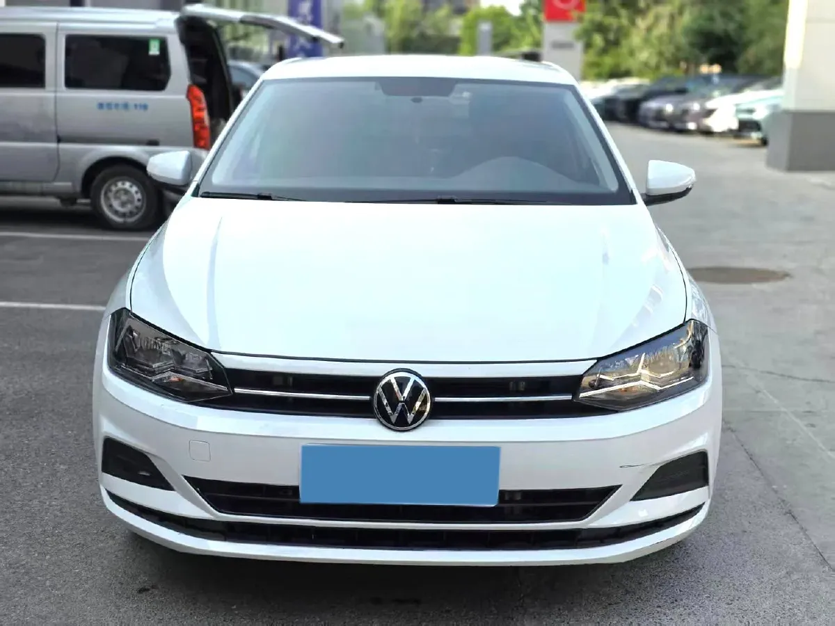 2023 Volkswagen Polo 1.5L 110HP L4 6AT,autocango,china used car exporter,china ev exporter,chinese used car exporter,chinese used ev exporter