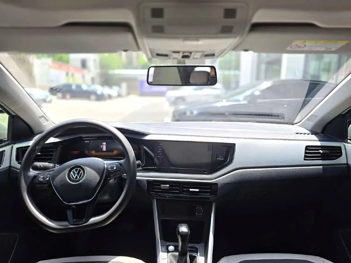2023 Volkswagen Polo 1.5L 113HP L4 6AT,autocango,china used car exporter,china ev exporter,chinese used car exporter,chinese used ev exporter