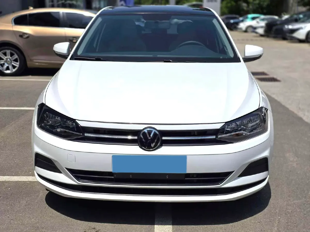 2023 Volkswagen Polo 1.5L 113HP L4 6AT,autocango,china used car exporter,china ev exporter,chinese used car exporter,chinese used ev exporter