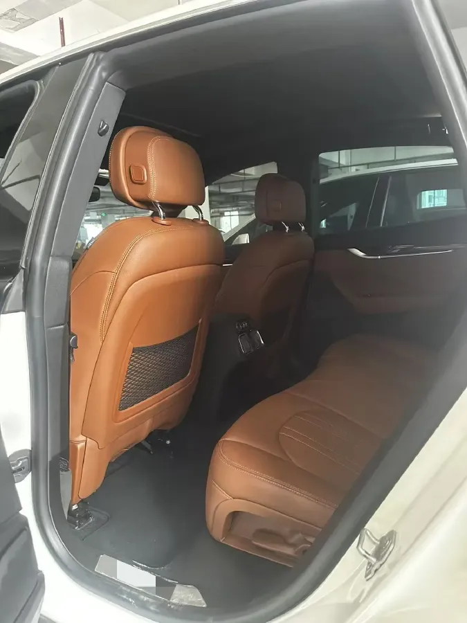 2019 Maserati Levante 3.0T 350HP V6 8AT,autocango,china used car exporter,china ev exporter,chinese used car exporter,chinese used ev exporter