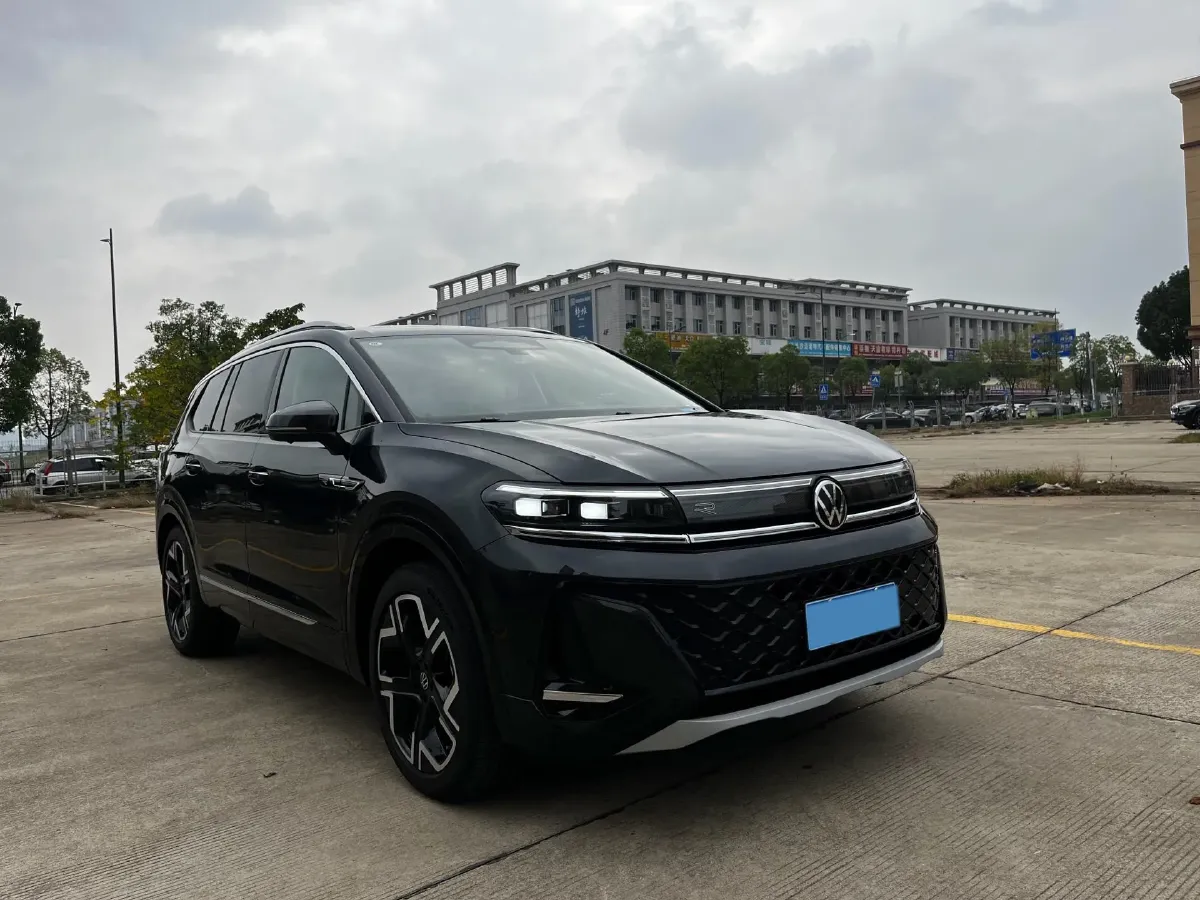 2026 Volkswagen Talagon 2.0T 272HP L4 7DCT,autocango,china used car exporter,china ev exporter,chinese used car exporter,chinese used ev exporter