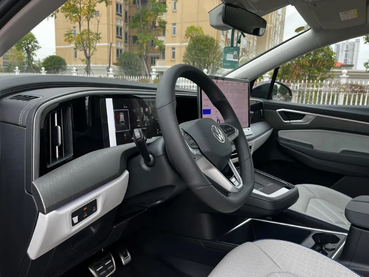 2026 Volkswagen Talagon 2.0T 272HP L4 7DCT,autocango,china used car exporter,china ev exporter,chinese used car exporter,chinese used ev exporter