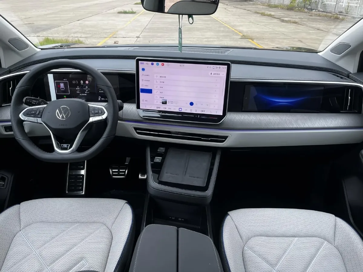 2026 Volkswagen Talagon 2.0T 272HP L4 7DCT,autocango,china used car exporter,china ev exporter,chinese used car exporter,chinese used ev exporter