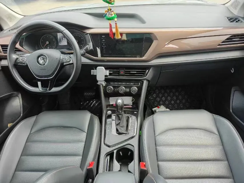 2021 Volkswagen Tharu 1.4T 150HP L4 7DCT,autocango,china used car exporter,china ev exporter,chinese used car exporter,chinese used ev exporter