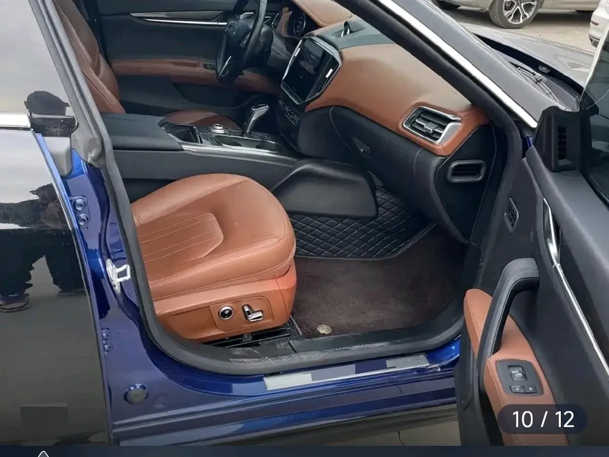 2021 Maserati Ghibli 2.0T 330HP L4 8AT,autocango,china used car exporter,china ev exporter,chinese used car exporter,chinese used ev exporter