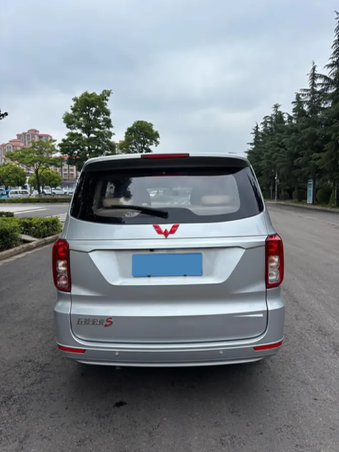 2018 WuLing HongGuang 1.5L 105HP L4 5MT,autocango,china used car exporter,china ev exporter,chinese used car exporter,chinese used ev exporter