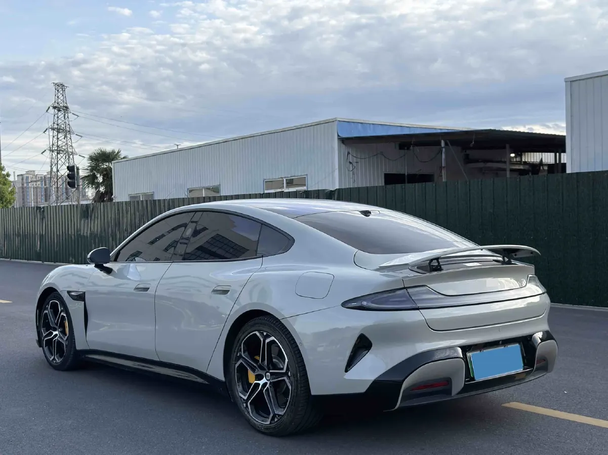 2024 MI SU7 BEV 101KWH,autocango,china used car exporter,china ev exporter,chinese used car exporter,chinese used ev exporter