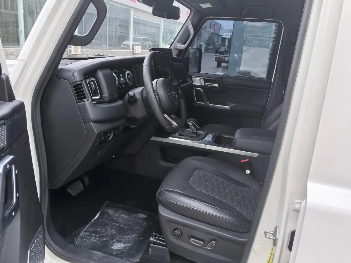 2024 212 212 T01 2.0T 252HP L4 8AT,autocango,china used car exporter,china ev exporter,chinese used car exporter,chinese used ev exporter