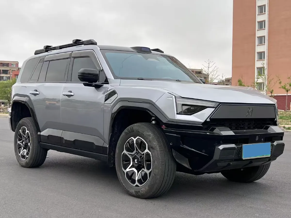 2025 M Hero WarriorM817 1.5T 197HP L4 PHEV,autocango,china used car exporter,china ev exporter,chinese used car exporter,chinese used ev exporter