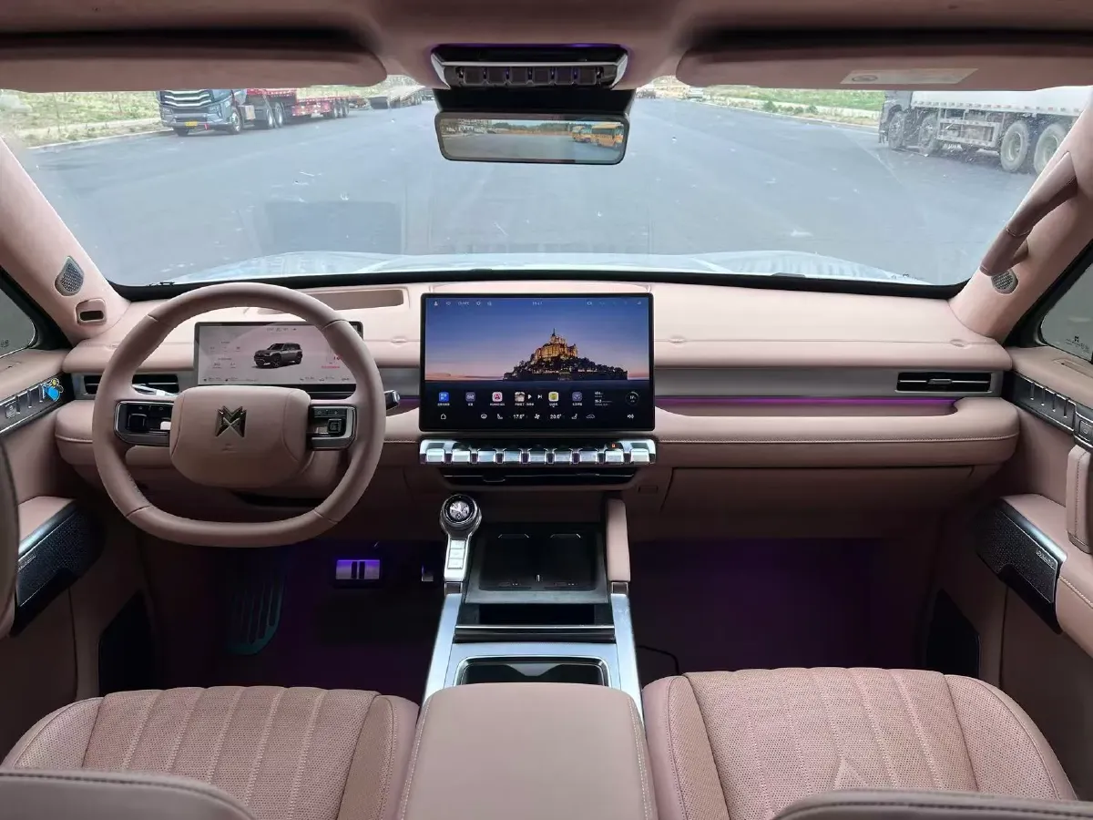2025 M Hero WarriorM817 1.5T 197HP L4 PHEV,autocango,china used car exporter,china ev exporter,chinese used car exporter,chinese used ev exporter