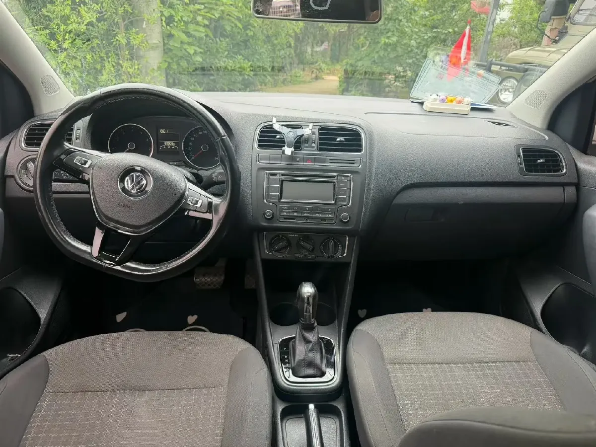 2016 Volkswagen Polo 1.6L 110HP L4 6AT,autocango,china used car exporter,china ev exporter,chinese used car exporter,chinese used ev exporter
