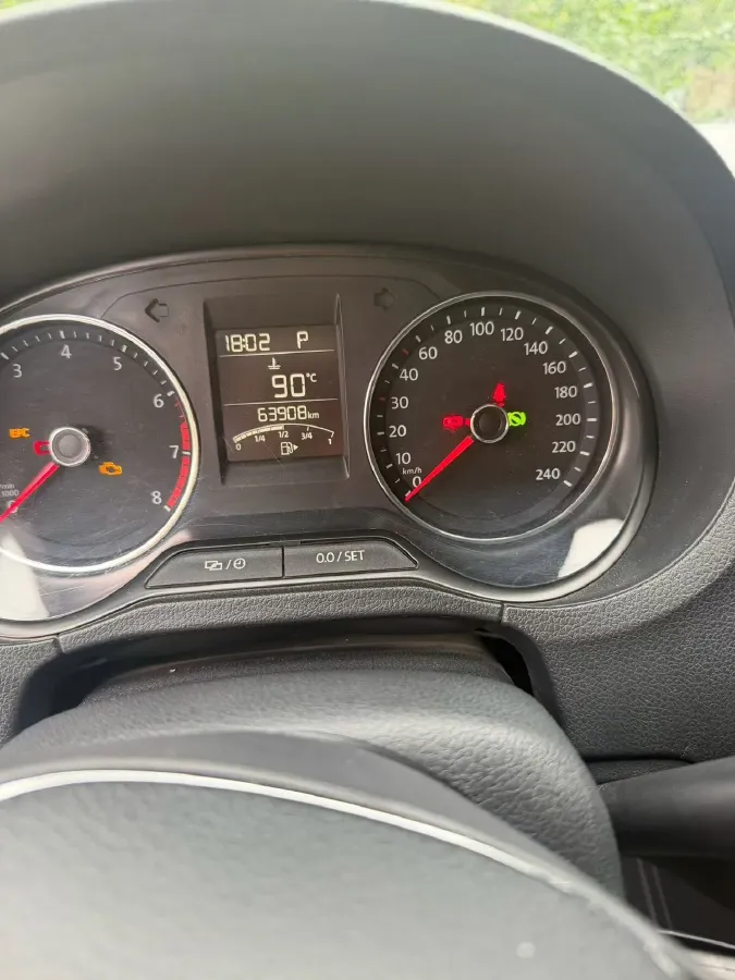 2016 Volkswagen Polo 1.6L 110HP L4 6AT,autocango,china used car exporter,china ev exporter,chinese used car exporter,chinese used ev exporter