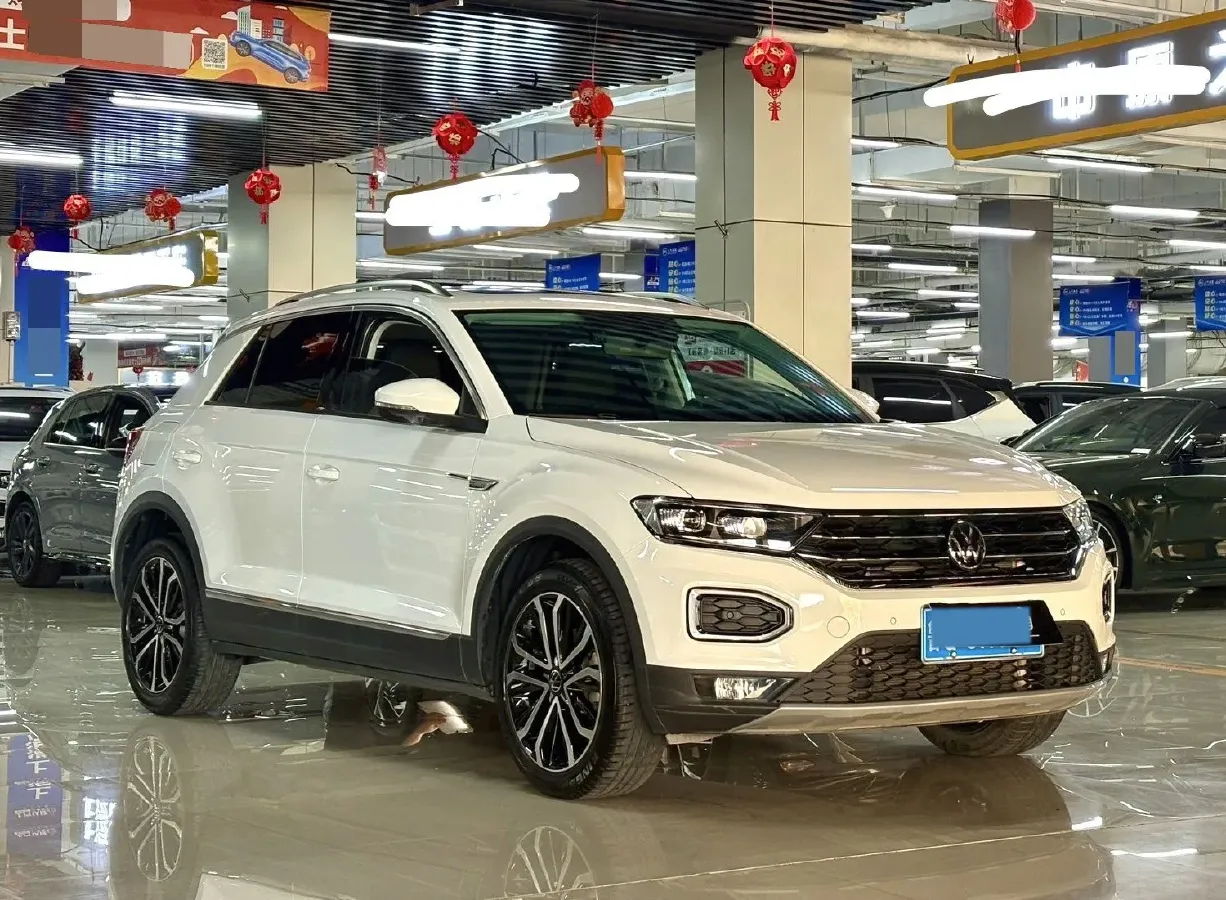 2022 Volkswagen T-Roc 1.4T 150HP L4 7DCT,autocango,china used car exporter,china ev exporter,chinese used car exporter,chinese used ev exporter