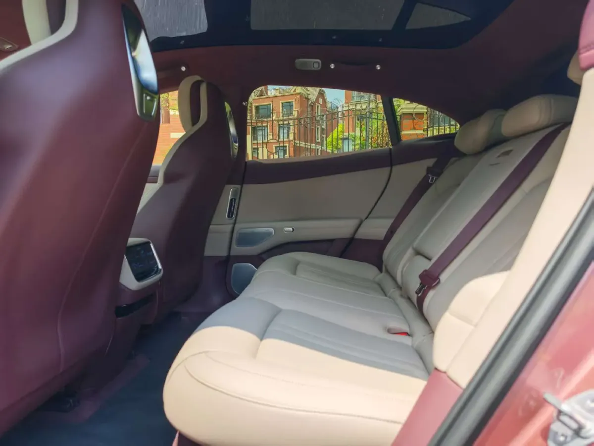 2025 MI YU7 BEV 101.7KWH,autocango,china used car exporter,china ev exporter,chinese used car exporter,chinese used ev exporter