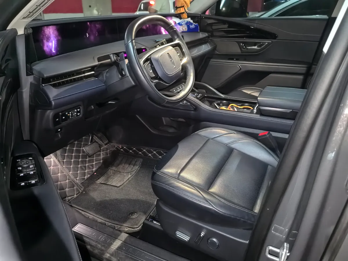 2023 Lincoln Nautilus 2.0T 261HP L4 8AT,autocango,china used car exporter,china ev exporter,chinese used car exporter,chinese used ev exporter