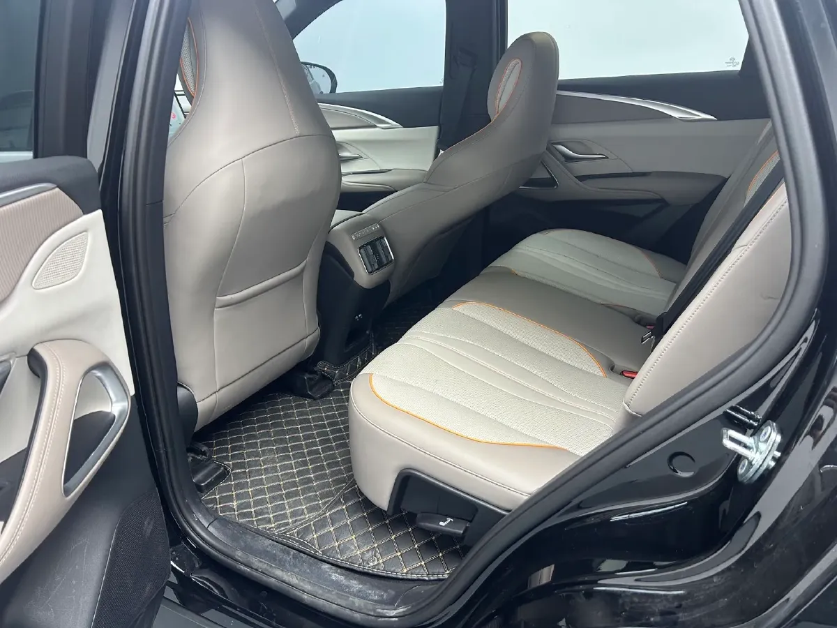 2024 BYD Song Pro 1.5L 110HP L4 E-CVT PHEV 18.3KWH,autocango,china used car exporter,china ev exporter,chinese used car exporter,chinese used ev exporter