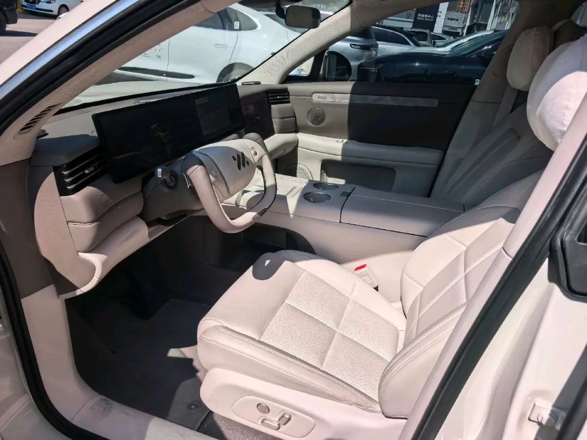 2026 IM LS6 REEV 155HP REEV,autocango,china used car exporter,china ev exporter,chinese used car exporter,chinese used ev exporter