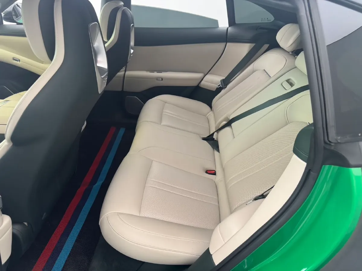 2025 MI YU7 BEV 96.3KWH,autocango,china used car exporter,china ev exporter,chinese used car exporter,chinese used ev exporter