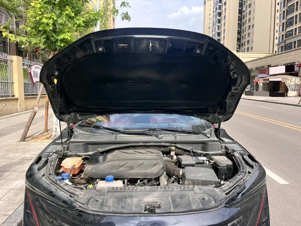 2020 ChangAn UNI-T 1.5T 180HP L4 7DCT,autocango,china used car exporter,china ev exporter,chinese used car exporter,chinese used ev exporter