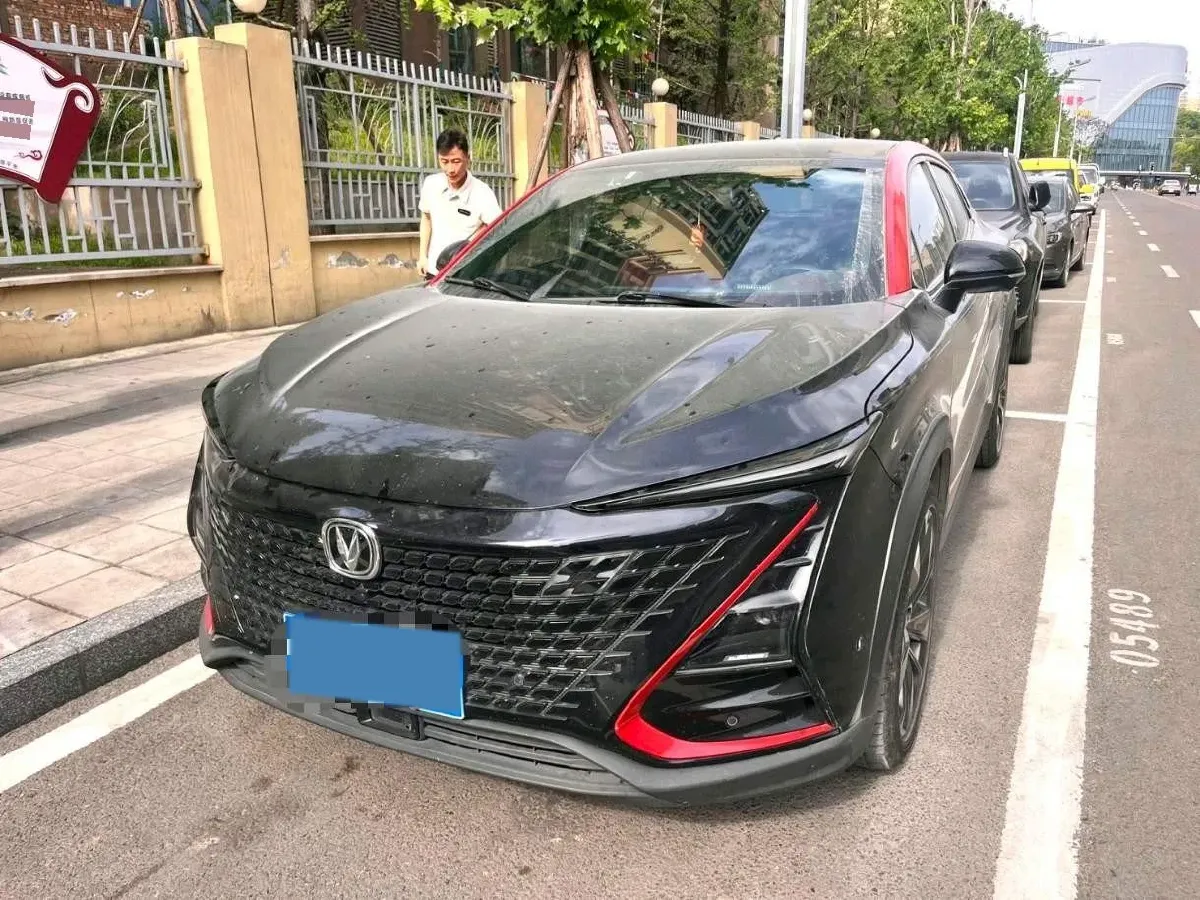 2020 ChangAn UNI-T 1.5T 180HP L4 7DCT,autocango,china used car exporter,china ev exporter,chinese used car exporter,chinese used ev exporter