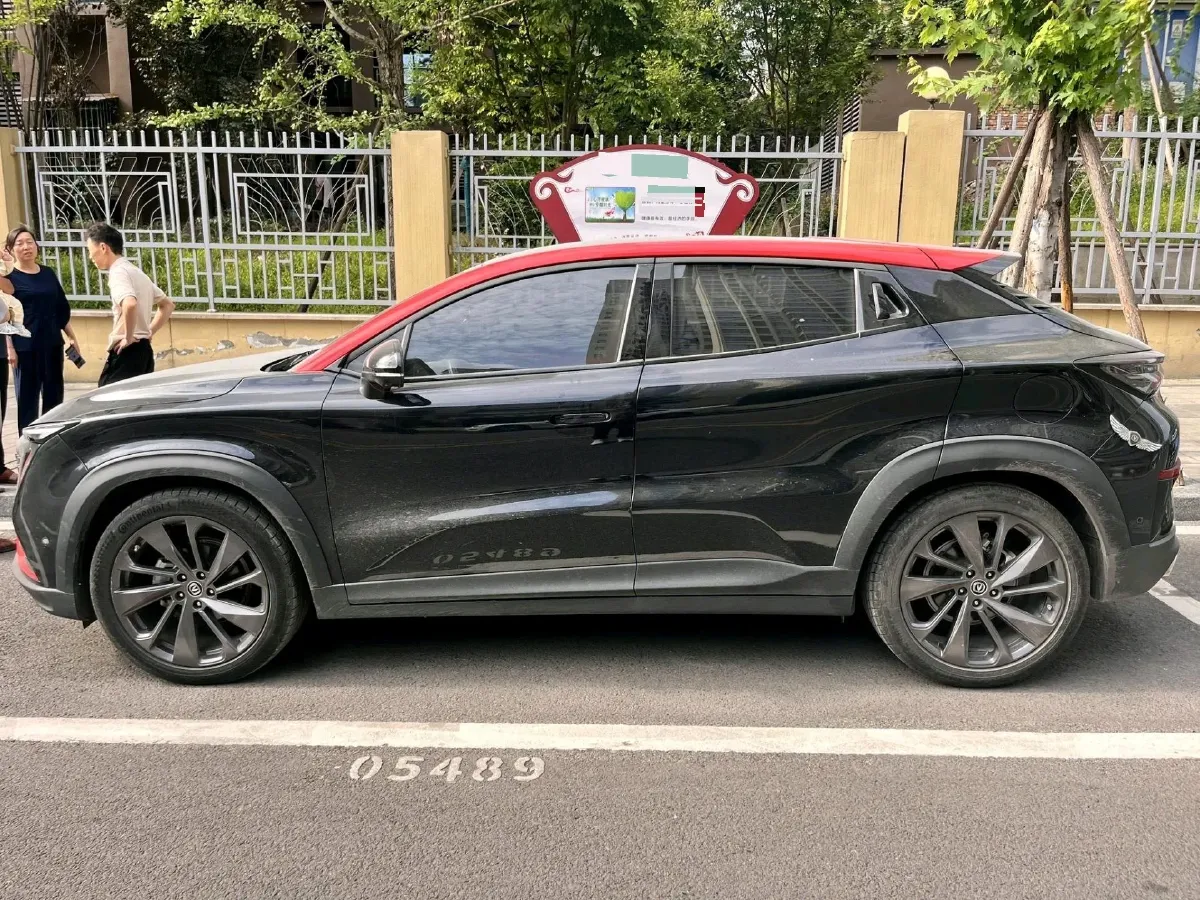 2020 ChangAn UNI-T 1.5T 180HP L4 7DCT,autocango,china used car exporter,china ev exporter,chinese used car exporter,chinese used ev exporter