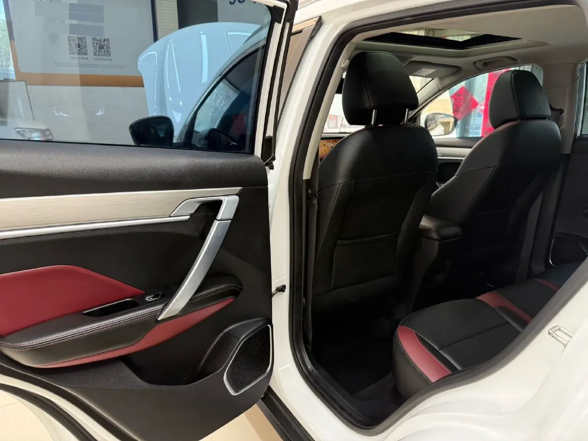 2021 Geely Coolray 1.4T 141HP L4 6DCT,autocango,china used car exporter,china ev exporter,chinese used car exporter,chinese used ev exporter