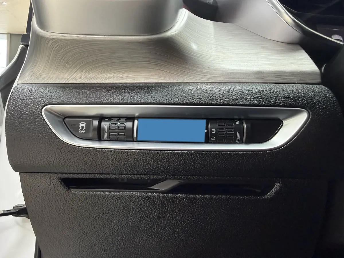 2021 Geely Coolray 1.4T 141HP L4 6DCT,autocango,china used car exporter,china ev exporter,chinese used car exporter,chinese used ev exporter
