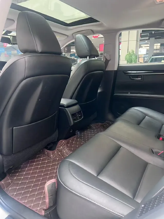 2020 Geely Okavango 1.8T 184HP L4 7DCT,autocango,china used car exporter,china ev exporter,chinese used car exporter,chinese used ev exporter