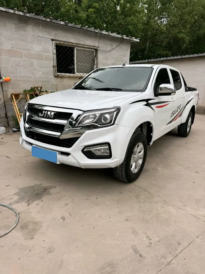 2019 Isuzu RE-MAX Jim 2.0T 204HP L4 5MT,autocango,china used car exporter,china ev exporter,chinese used car exporter,chinese used ev exporter