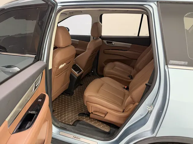 2020 HaiMa 7X 1.6T 195HP L4 6AT,autocango,china used car exporter,china ev exporter,chinese used car exporter,chinese used ev exporter